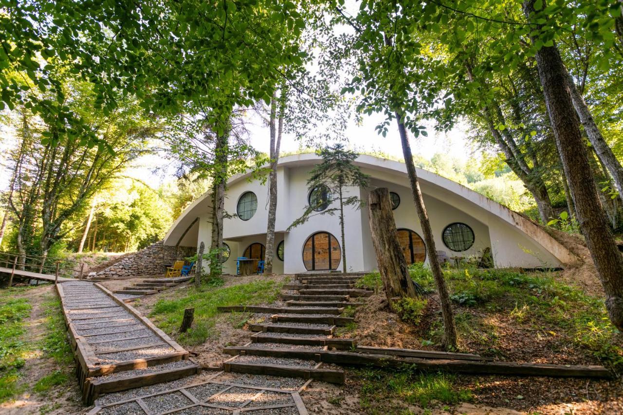 Hindiba Doga Evi Mengen Exterior foto