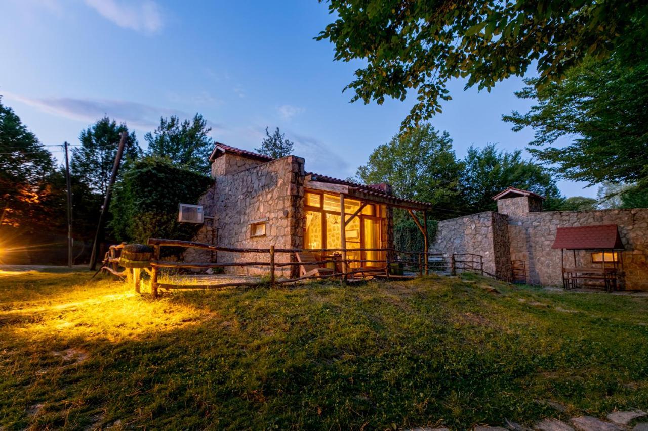 Hindiba Doga Evi Mengen Exterior foto