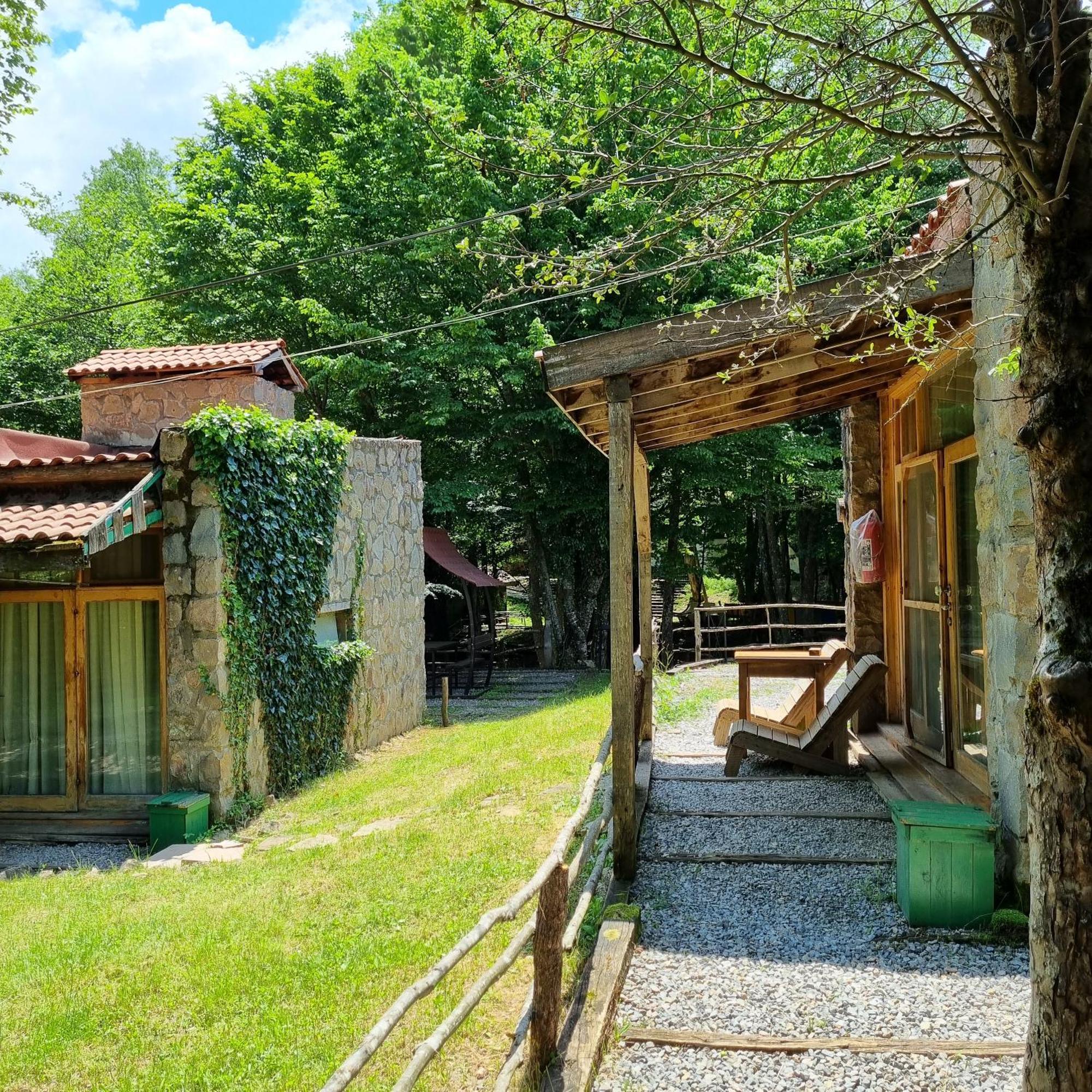 Hindiba Doga Evi Mengen Exterior foto