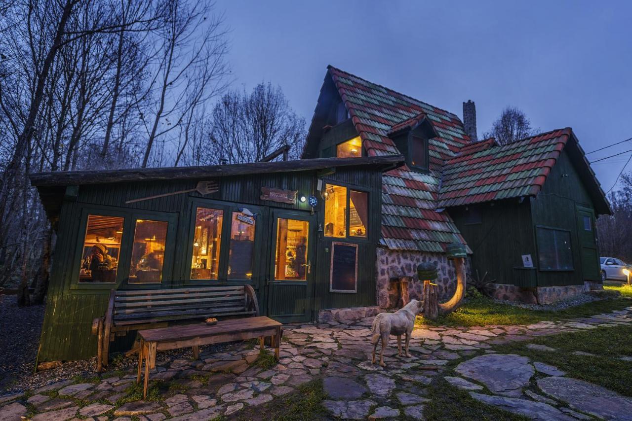 Hindiba Doga Evi Mengen Exterior foto